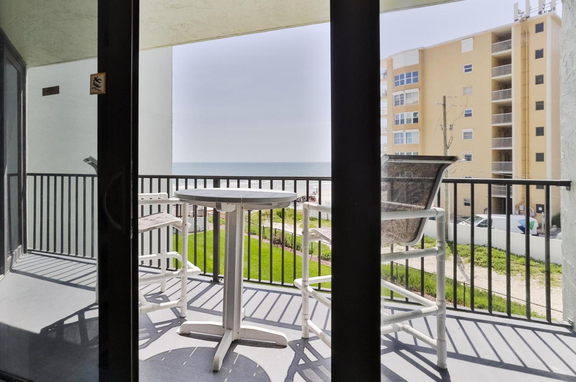 1 Bedroom -1 Bath With Ocean Views At Ocean Trillium 302 New Smyrna Beach Exterior foto